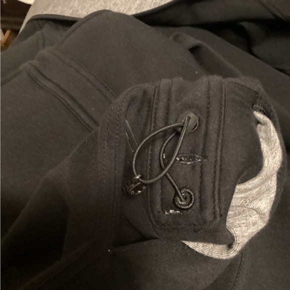 Lululemon city bound wrap  reversible jacket Sz M - Picture 6 of 9